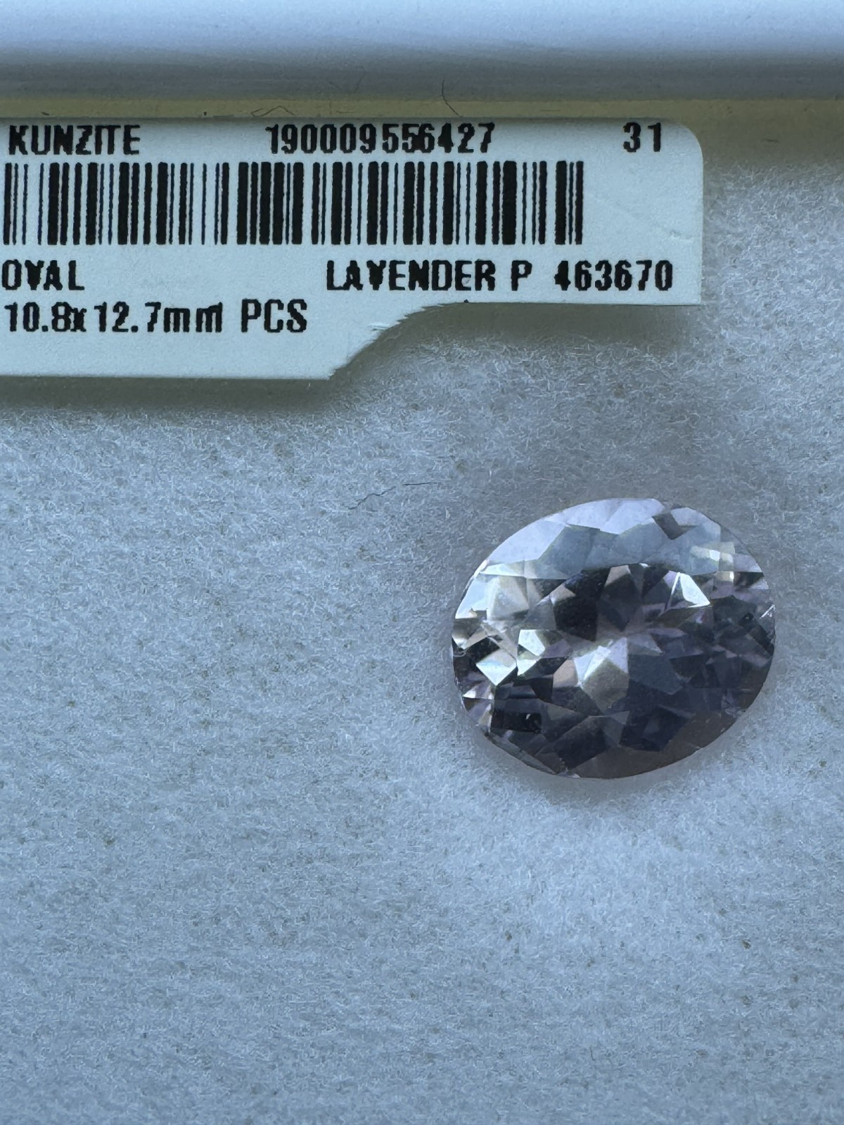 Lavender Pink KUNZITE, 12.7 x 10.8 mm Oval. 6.48 Carats. Clean