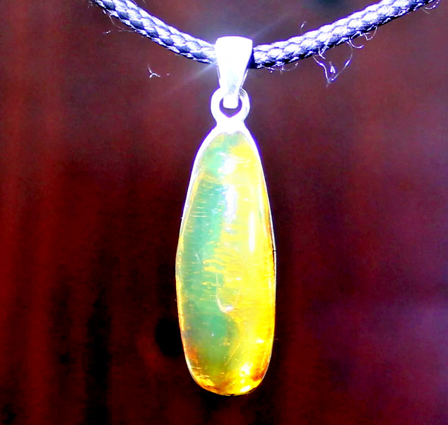 Finest Natural Clear Green Yellow Amber .925 Sterling Silver Pendant 35mm