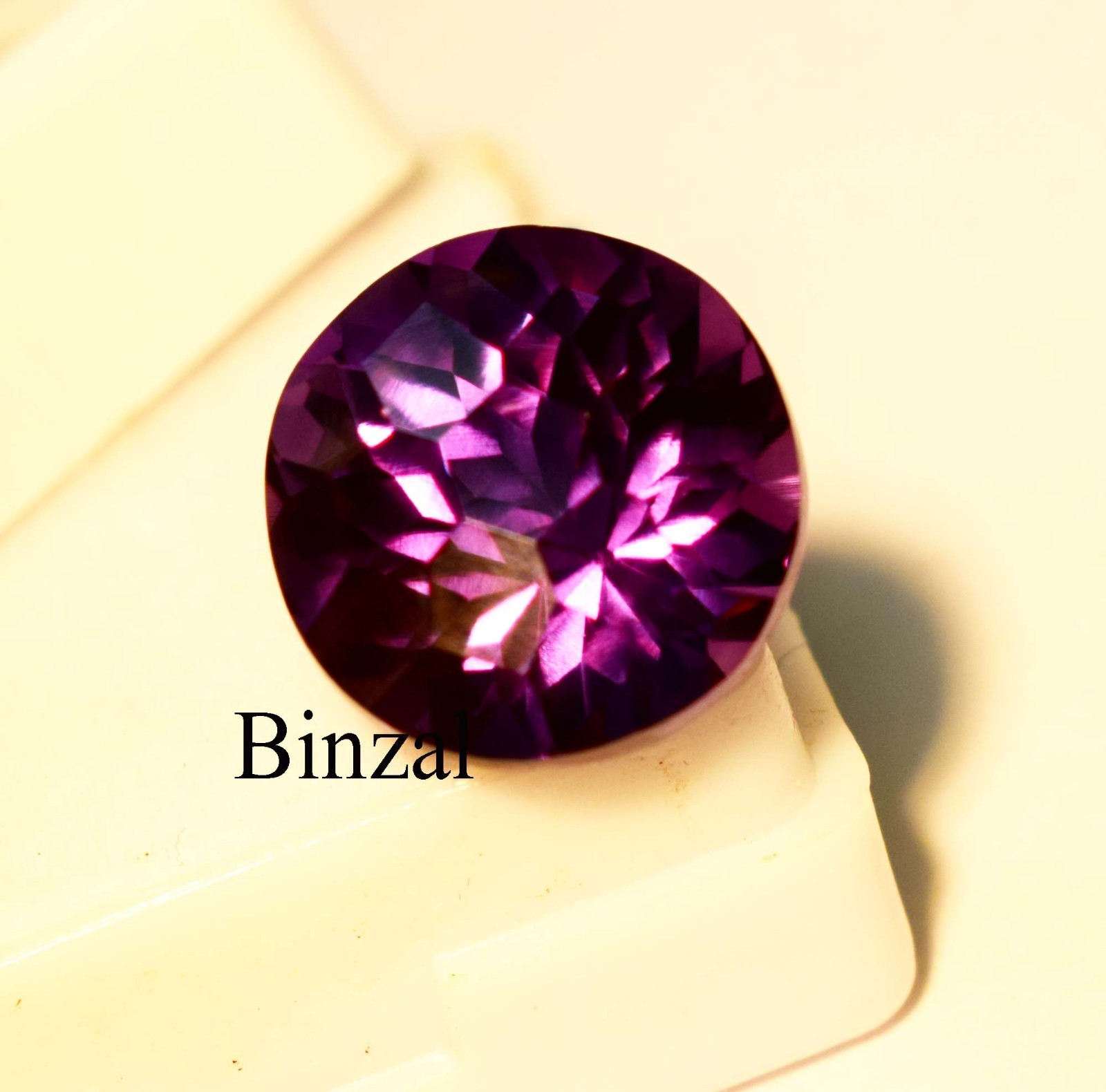 Rare Round Alexandrite Gemstone 10–12 Ct Color Changing Excellent Cut Loose Gem