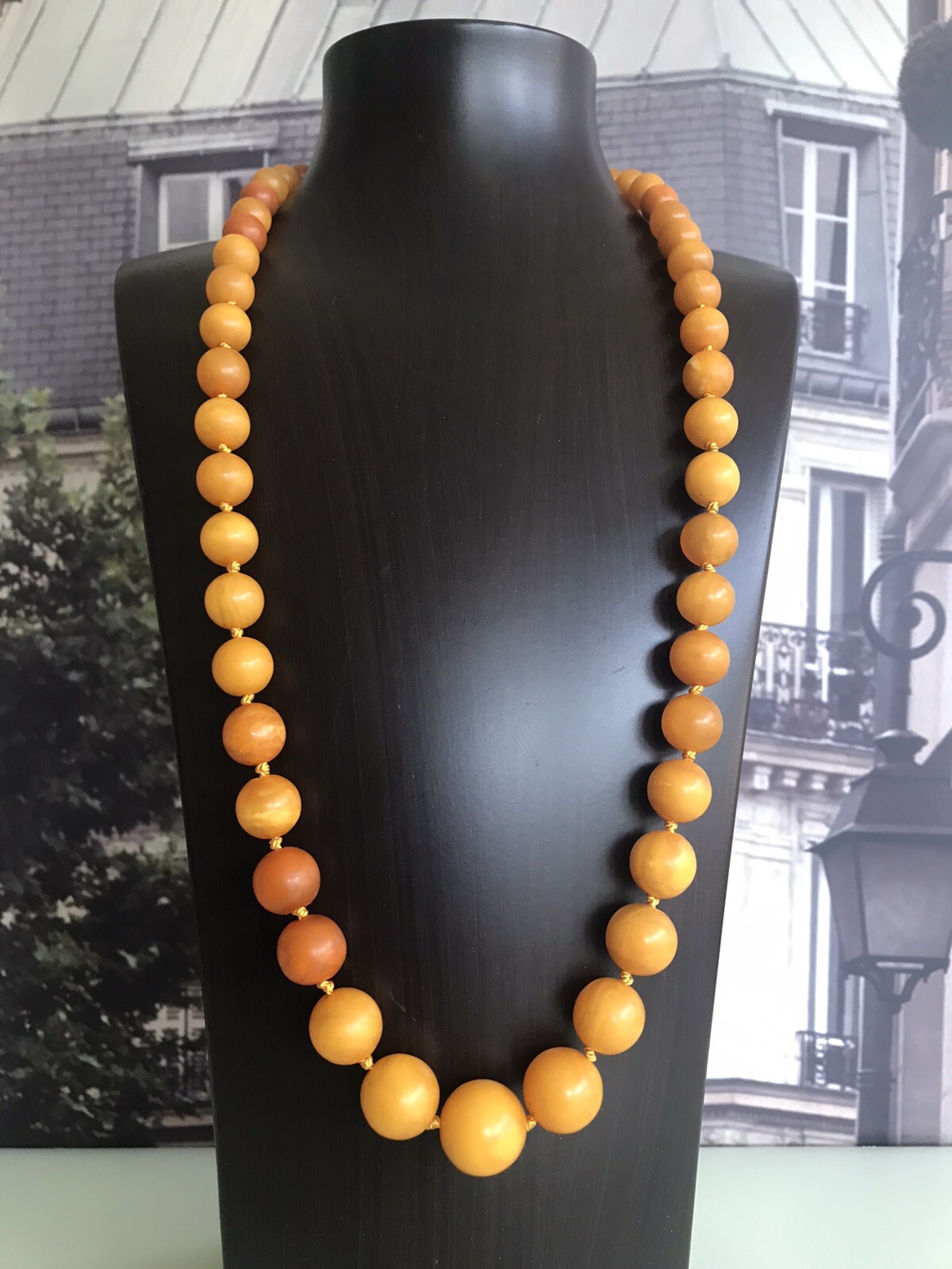 VINTAGE NATURAL BALTIC EGG YOLK BUTTERSCOTCH AMBER NECKLACE BEAUTIFUL SPHERE 55g