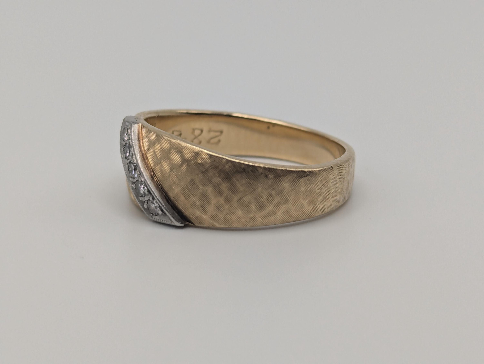 14k Heavy 7.4gr Solid Gold Diamond 8.6mm Textured Wedding Band Anniversary Ring