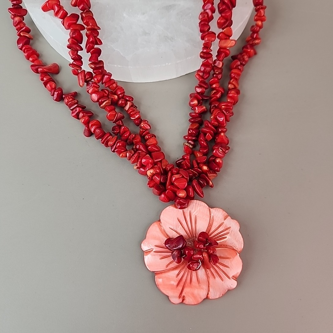 Coral Beaded Necklace Three Layered Dyed Mother of Pearl Flower Pendant Red 18″