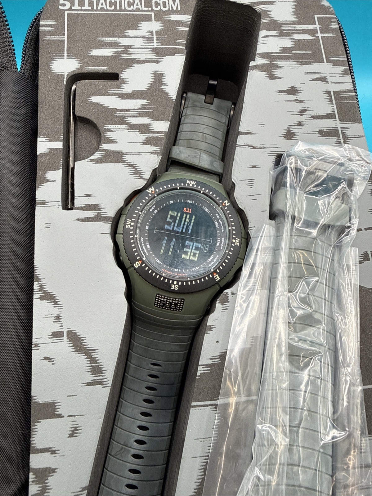 511 5.11 Tactical Field Ops Watch (59245) Green with Case Military Sure Shot