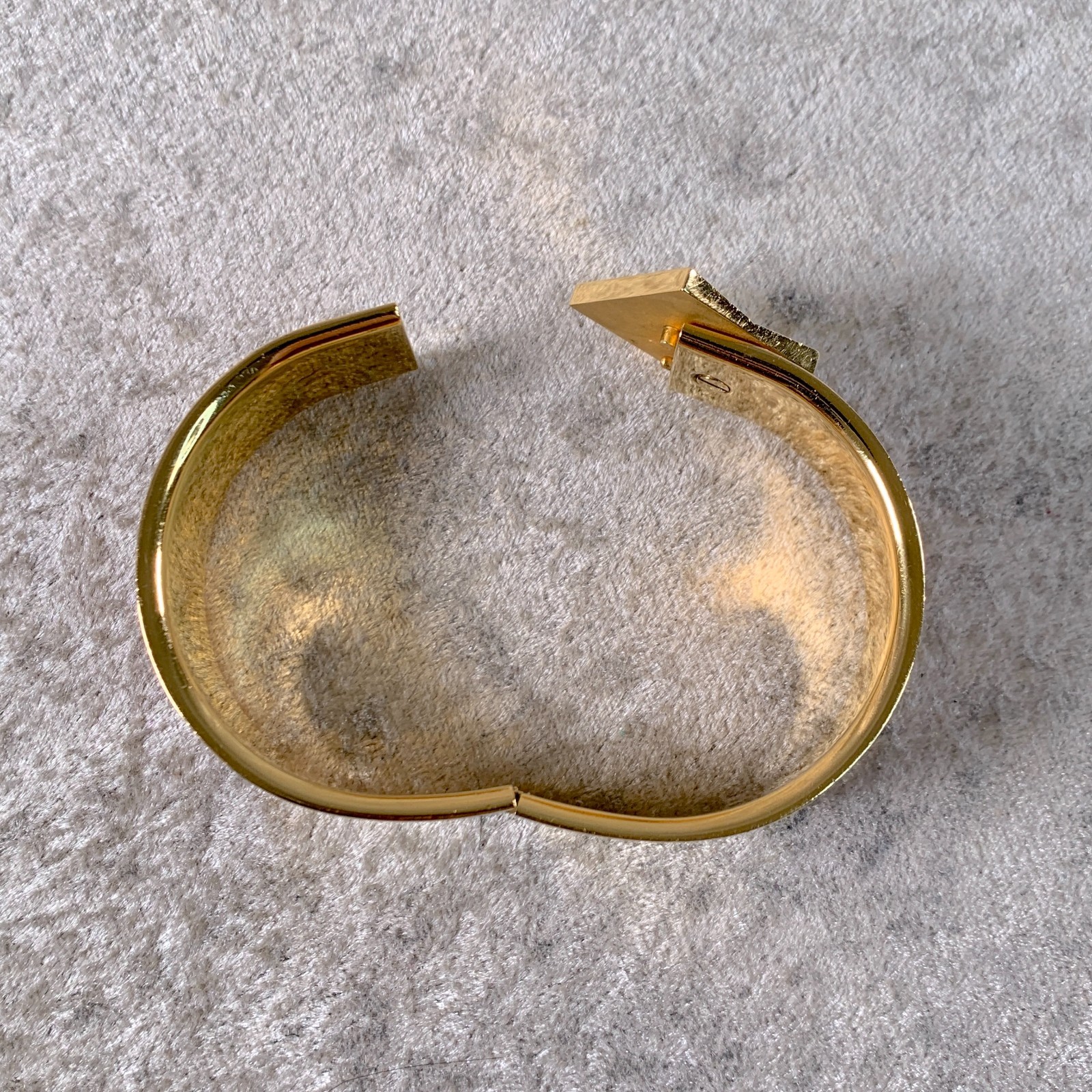 Vintage Hermes Clic Clac Bangle Bracelet Mosaique Red Enamel Gold Size GM w/Box