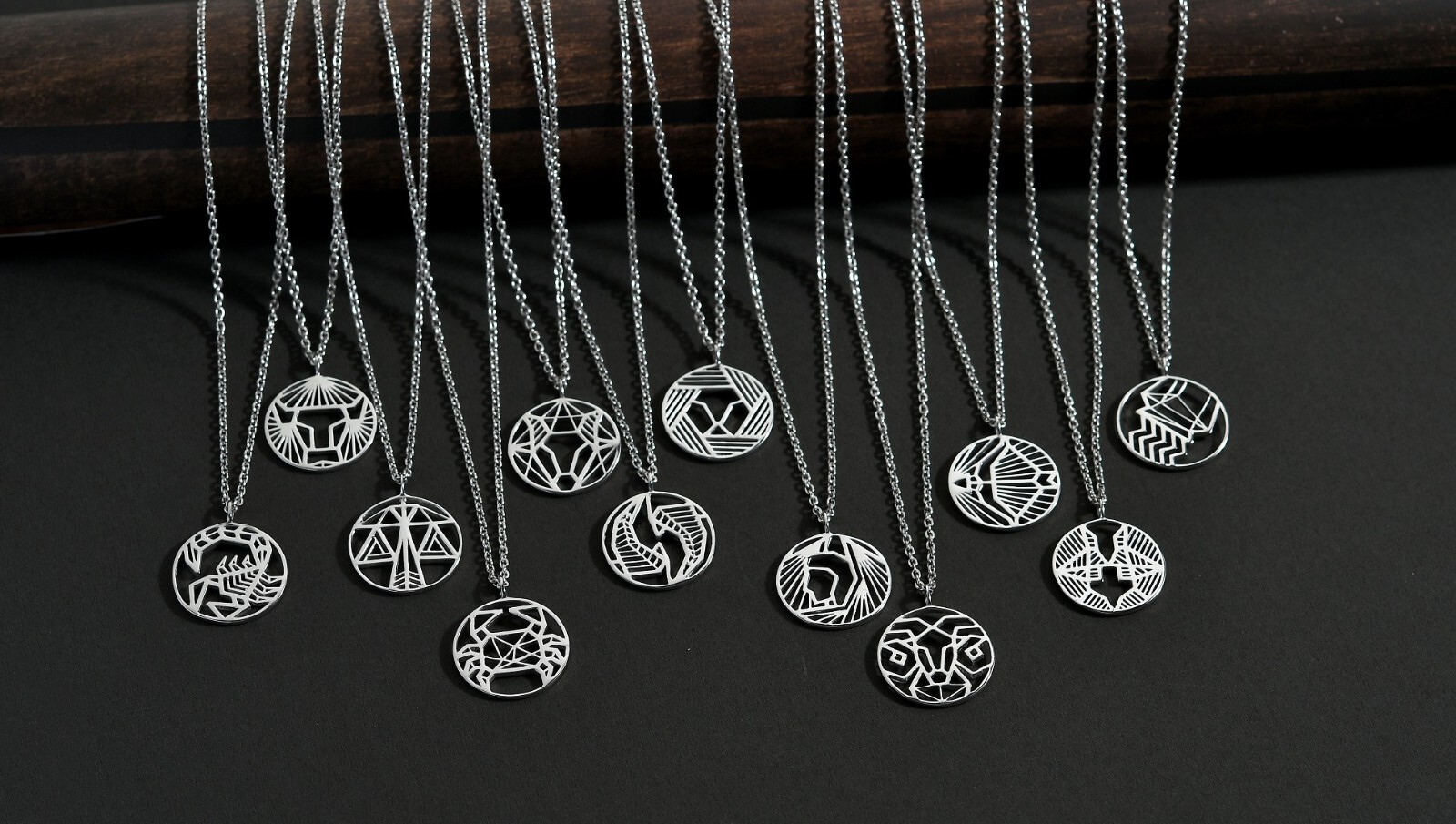 Zodiac Star Sign Pendant Necklace in 925 Solid Sterling Silver 7.5 Grams