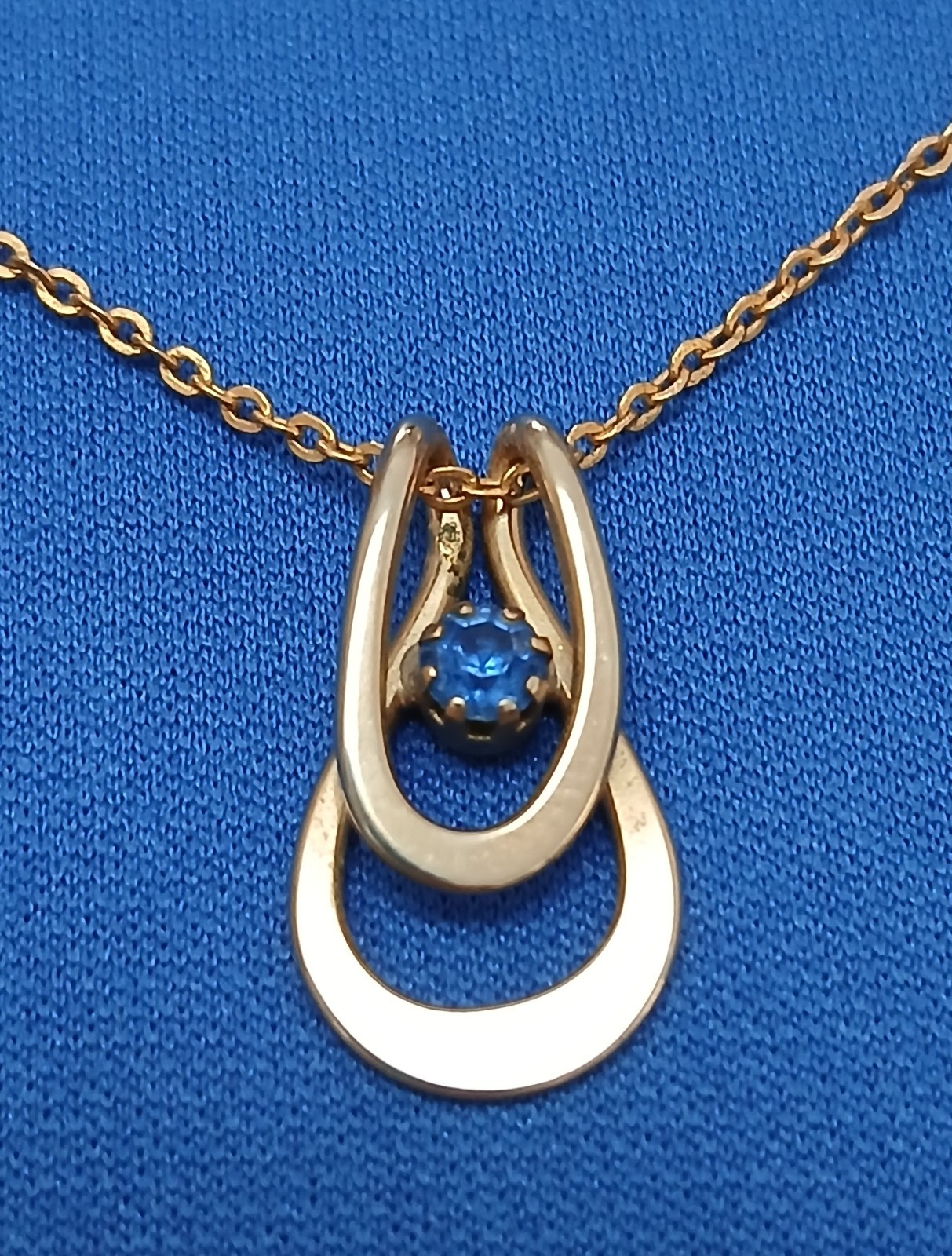 Vintage Gold Plated Pendant With Blue Saphire on 16″ Chain