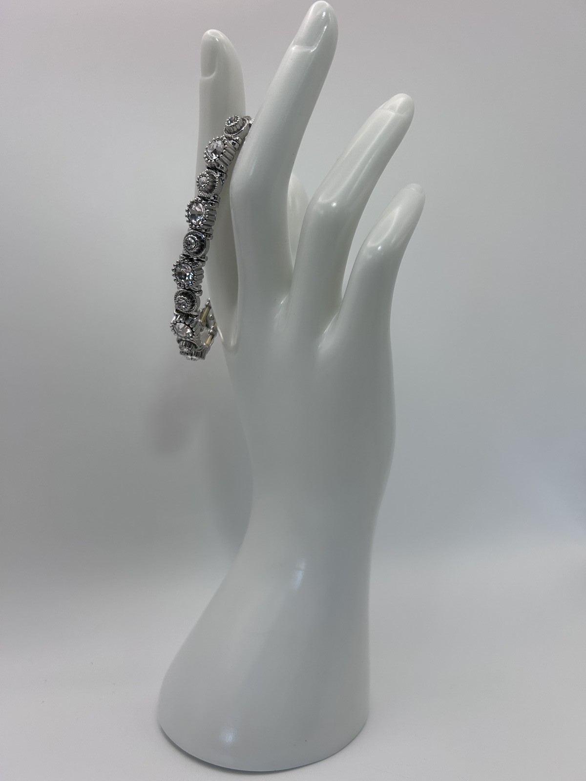 Bracelet Silver Tone Tennis Rhinestone Snap 8 In Fashion Jewelry