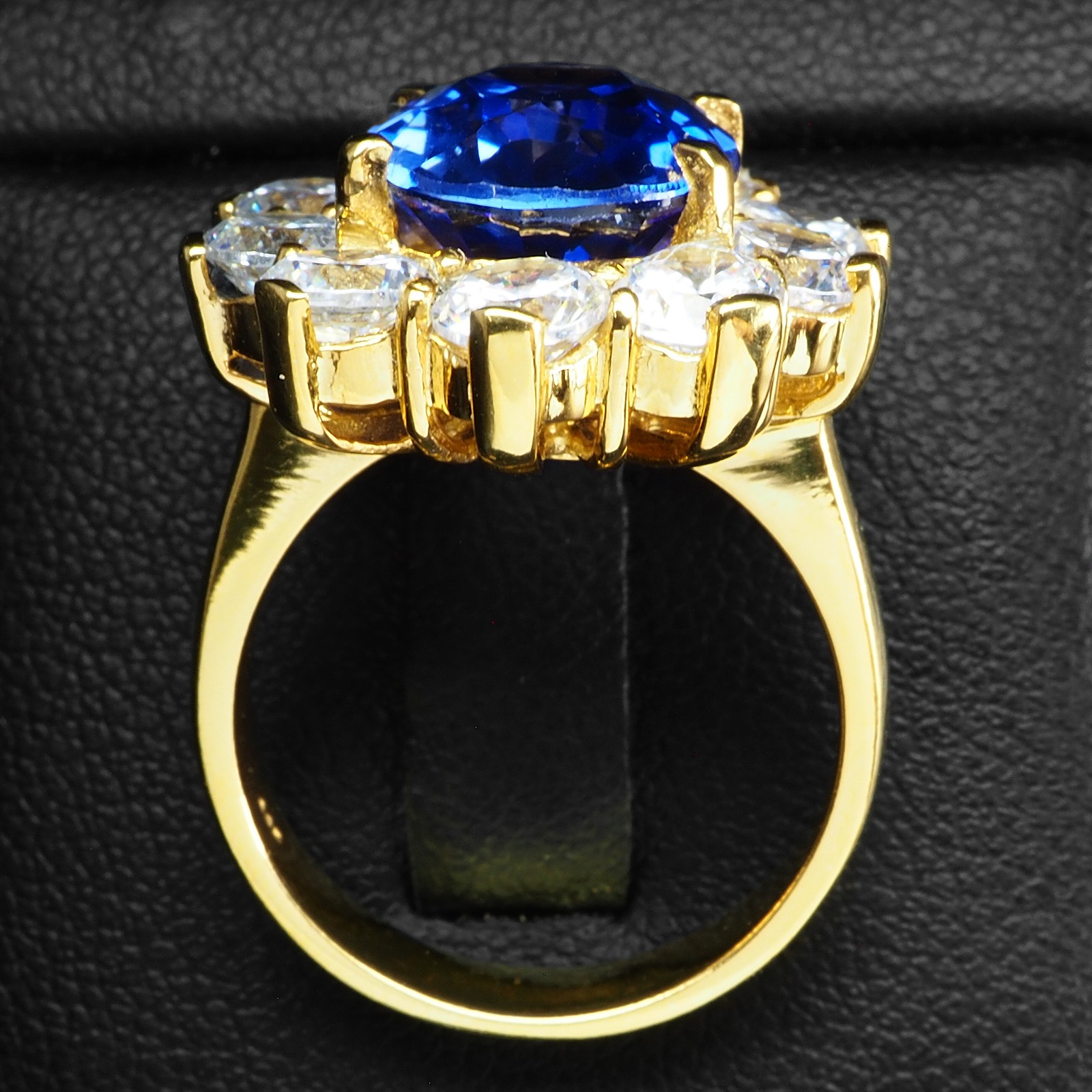 Magnificent Royal Blue Sapphire Oval 8.05Ct 925 Sterling Silver 24K Gold Rings