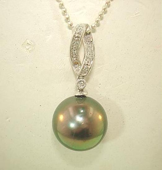 14k White Gold 13.7mm 17.45Cts Black Tahitian Pearl 0.045Cts Diamond Pendant #3