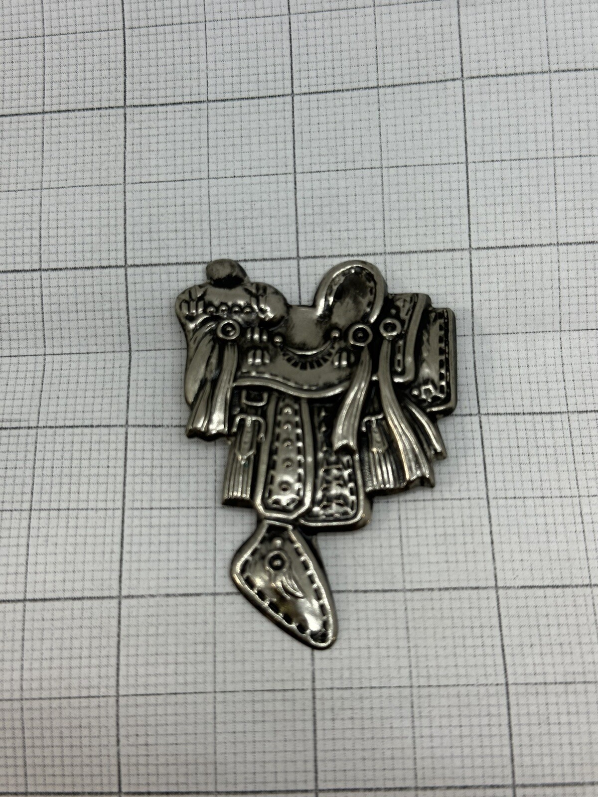 Vintage Horse Saddle Silver-Tone Brooch ~ Made in Japan ~ 2-1/8″ x 1-5/8″