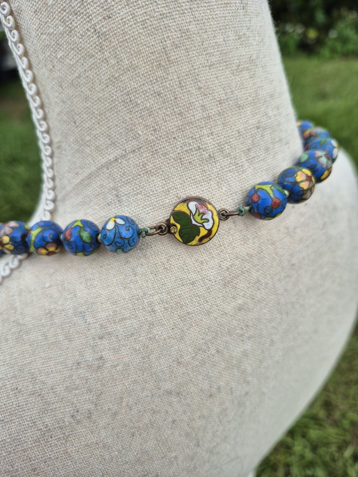 Vintage Blue Floral 26″ Strand Cloisonne Bead Necklace Old Estate Jewelry 12.3mm