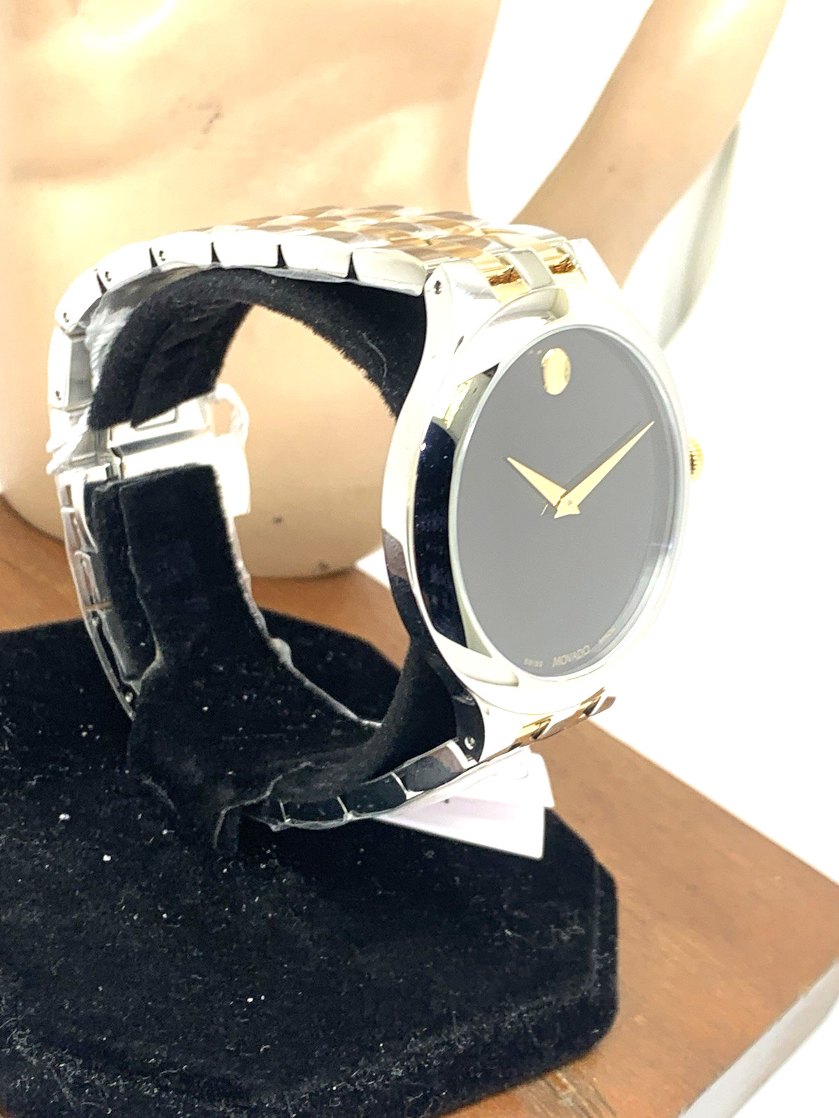Movado Men’s Watch 0607416 Veturi Black Dial Swiss Quartz Two Tone Steel 40mm