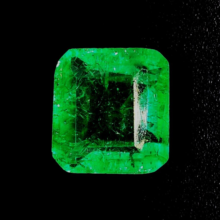 4.90 Cts Natural Color Enhanced Zambian Green Emerald Octagon Certified Gemstone