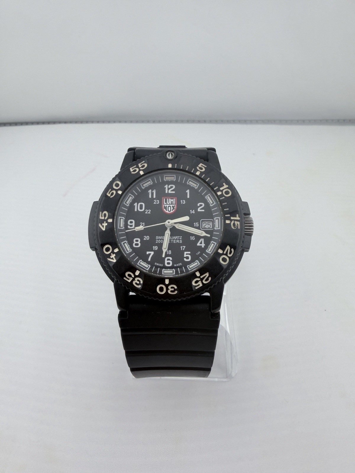Luminox Navy SEAL 3000/3900 V3 Swiss Quartz 200M Black Dive Watch Runs Great