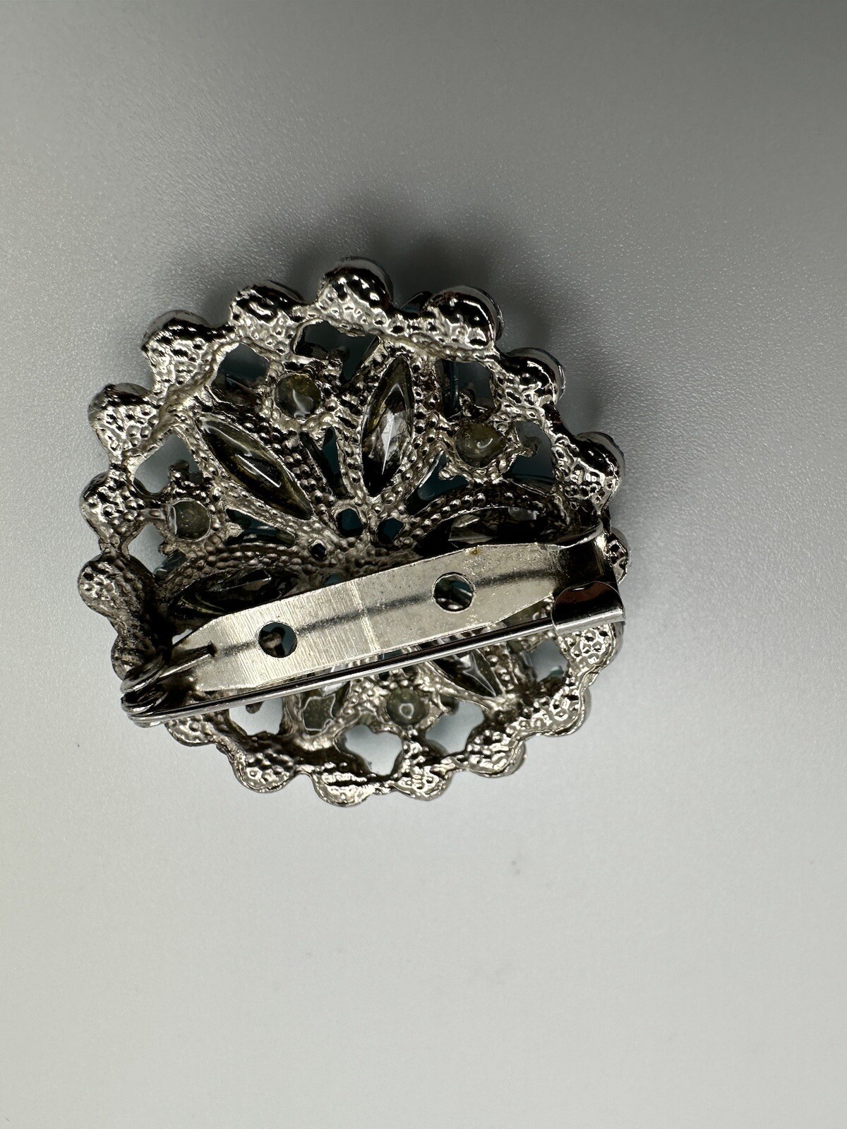 Vintage Blue Rhinestone Silver Star Flower Brooch 3.6cm BB15