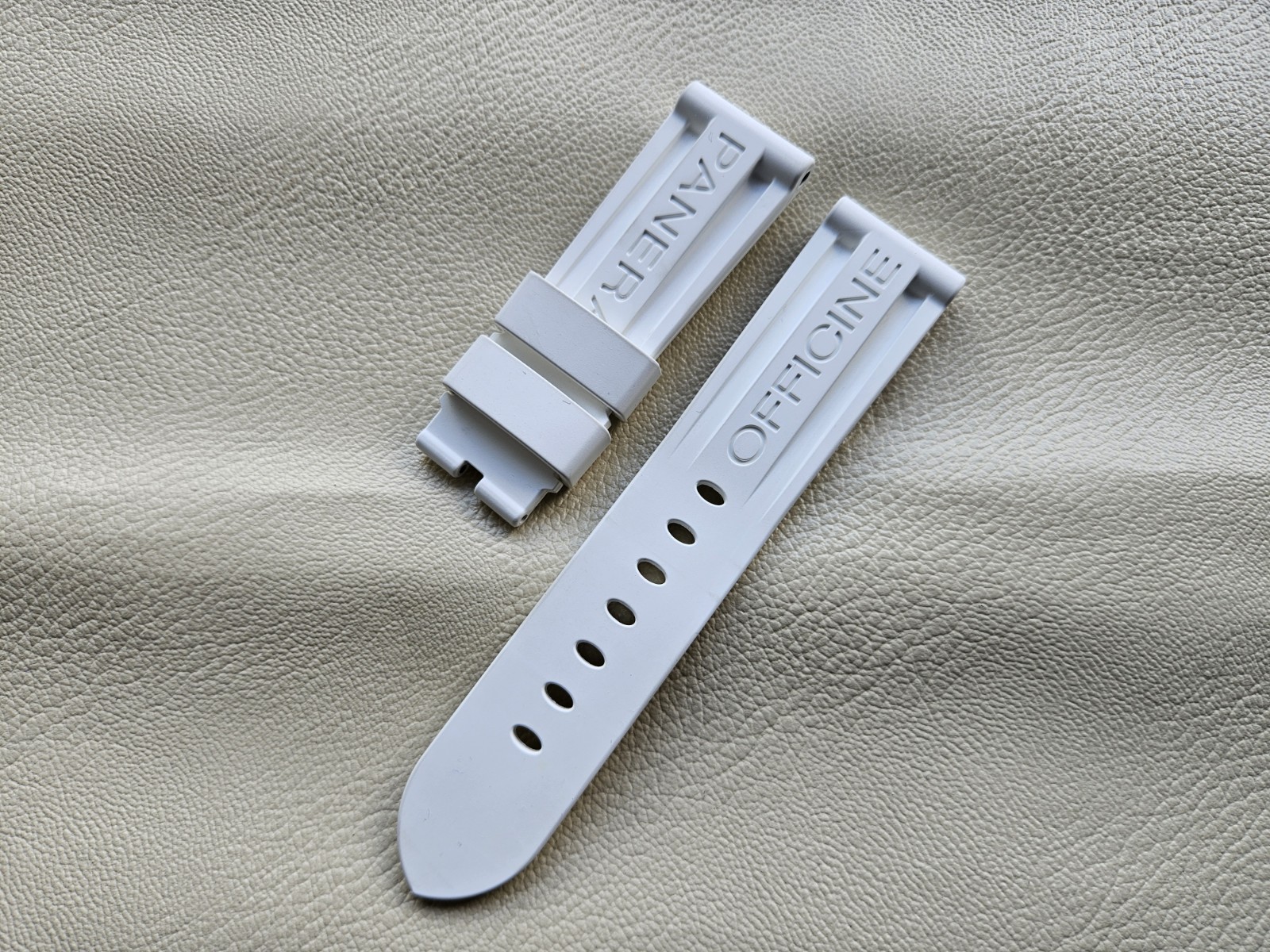 Officine Panerai Rubber Strap White 24mm-22mm Authentic OEM MXE0BRMX