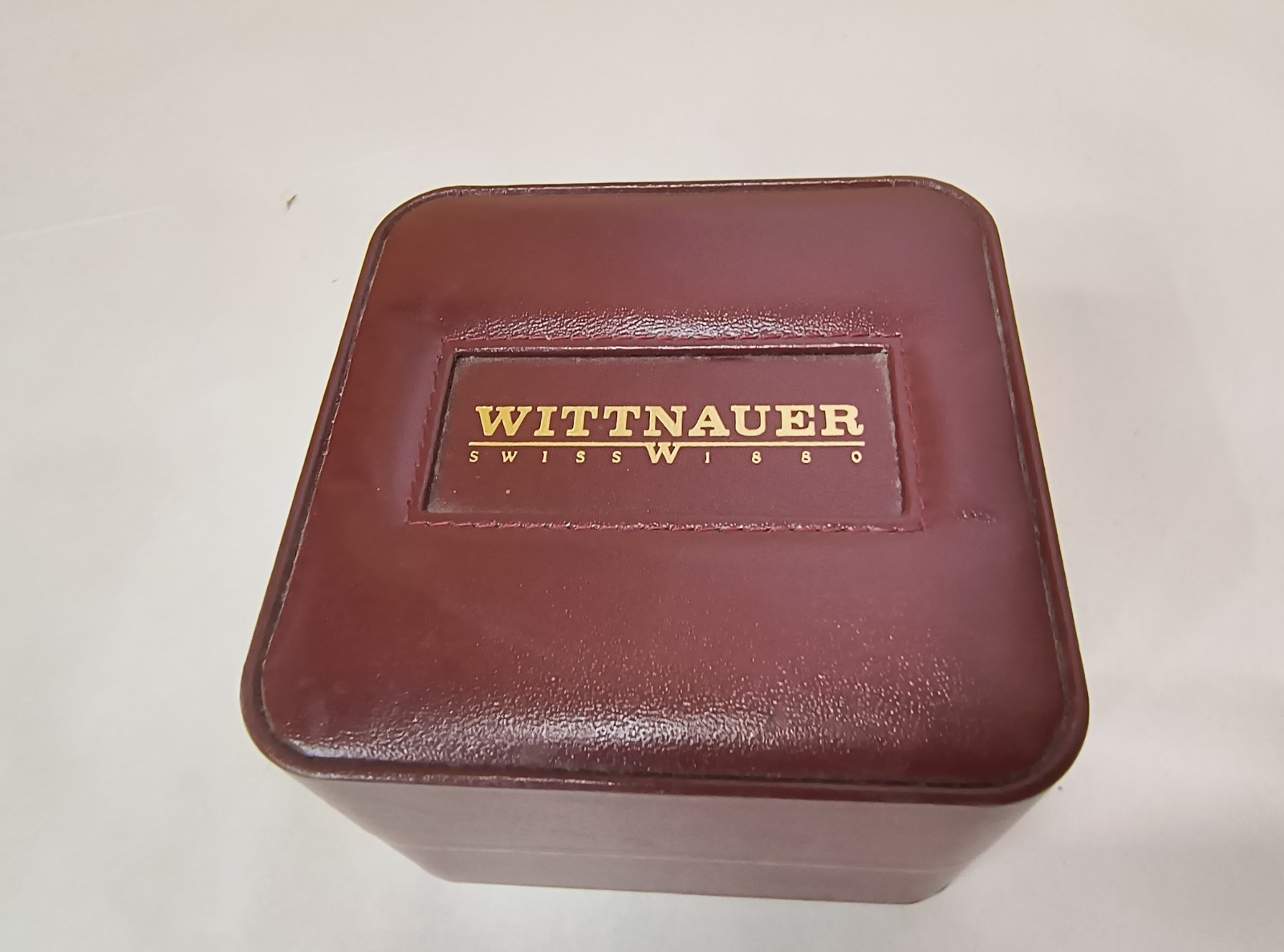 Wittnauer Champion 90th Anniversary Watch Gold Tone NOS Box Tag 1907- 1997 Swiss