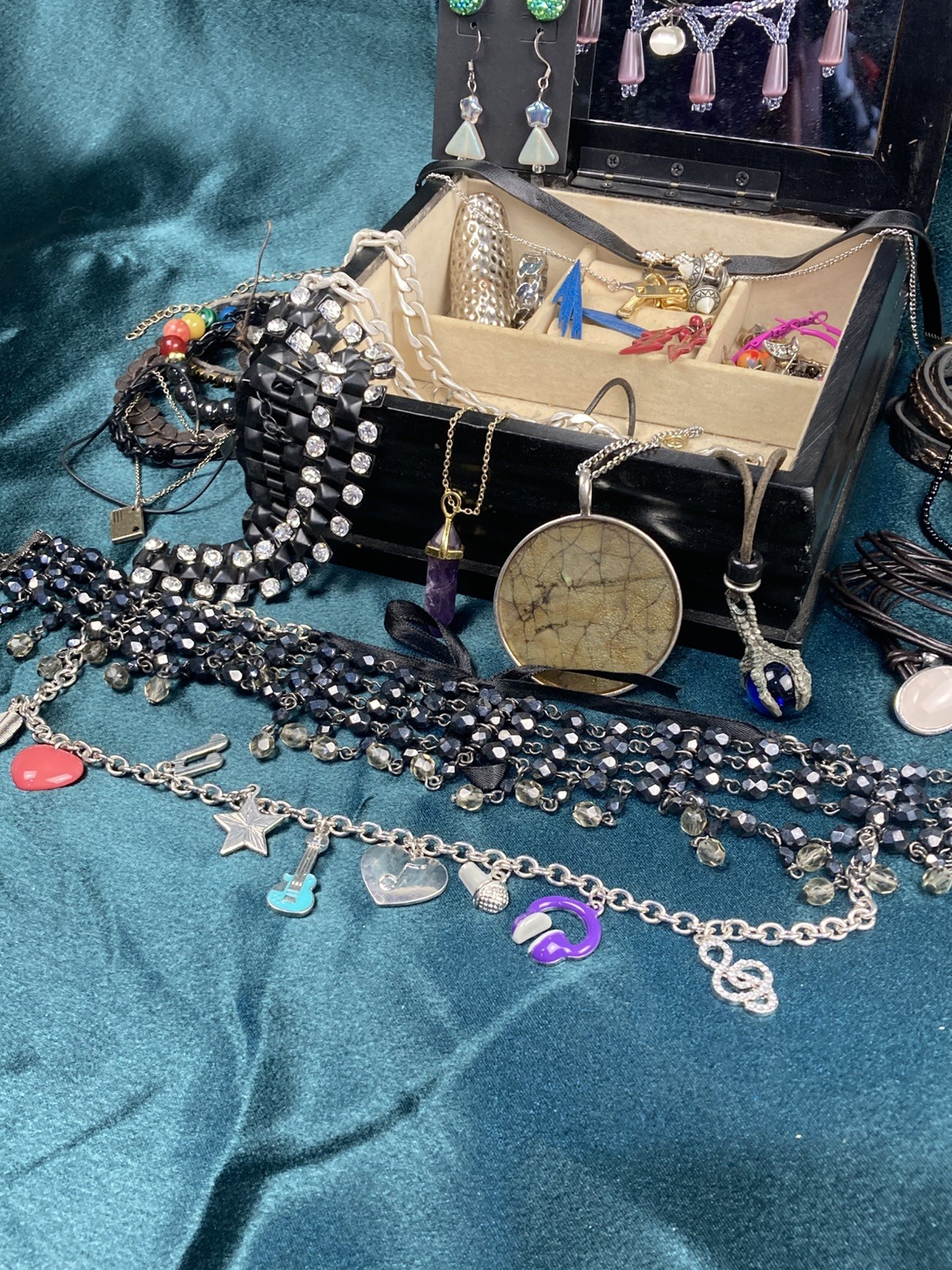 25 Lot Gothic Inspired Costume Jewelry Romance Goth Earring Emo Box Included