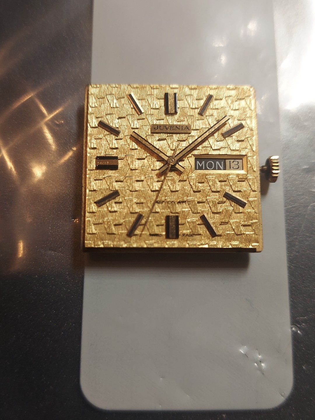 Juvenia Watch Movement Automatic Calendar D-D MENS 17 JEWELS CAL 11211-1