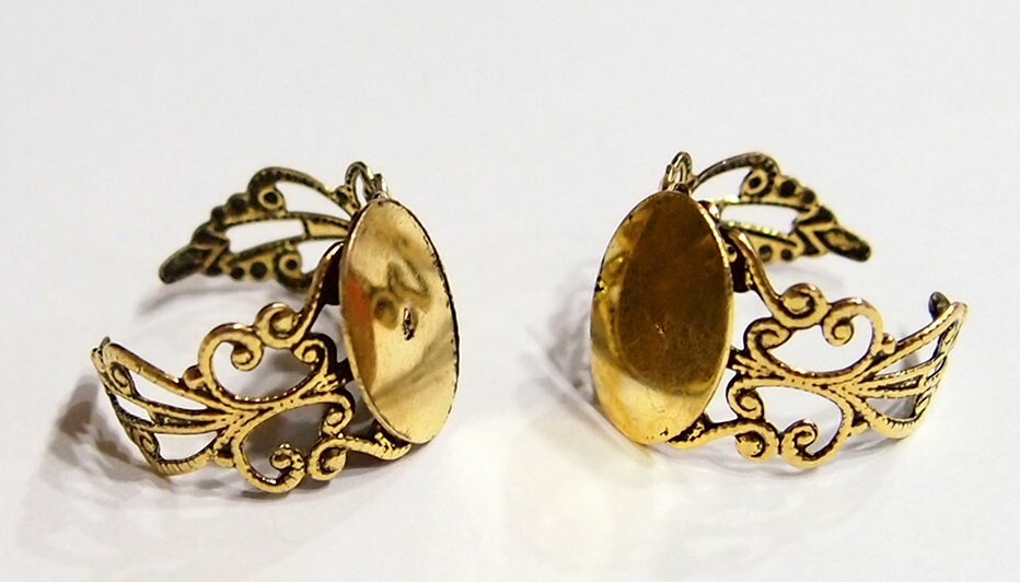 30 of 18x13mm Antique Gold Adjustable Flat Face Victorian Scroll Ring Settings