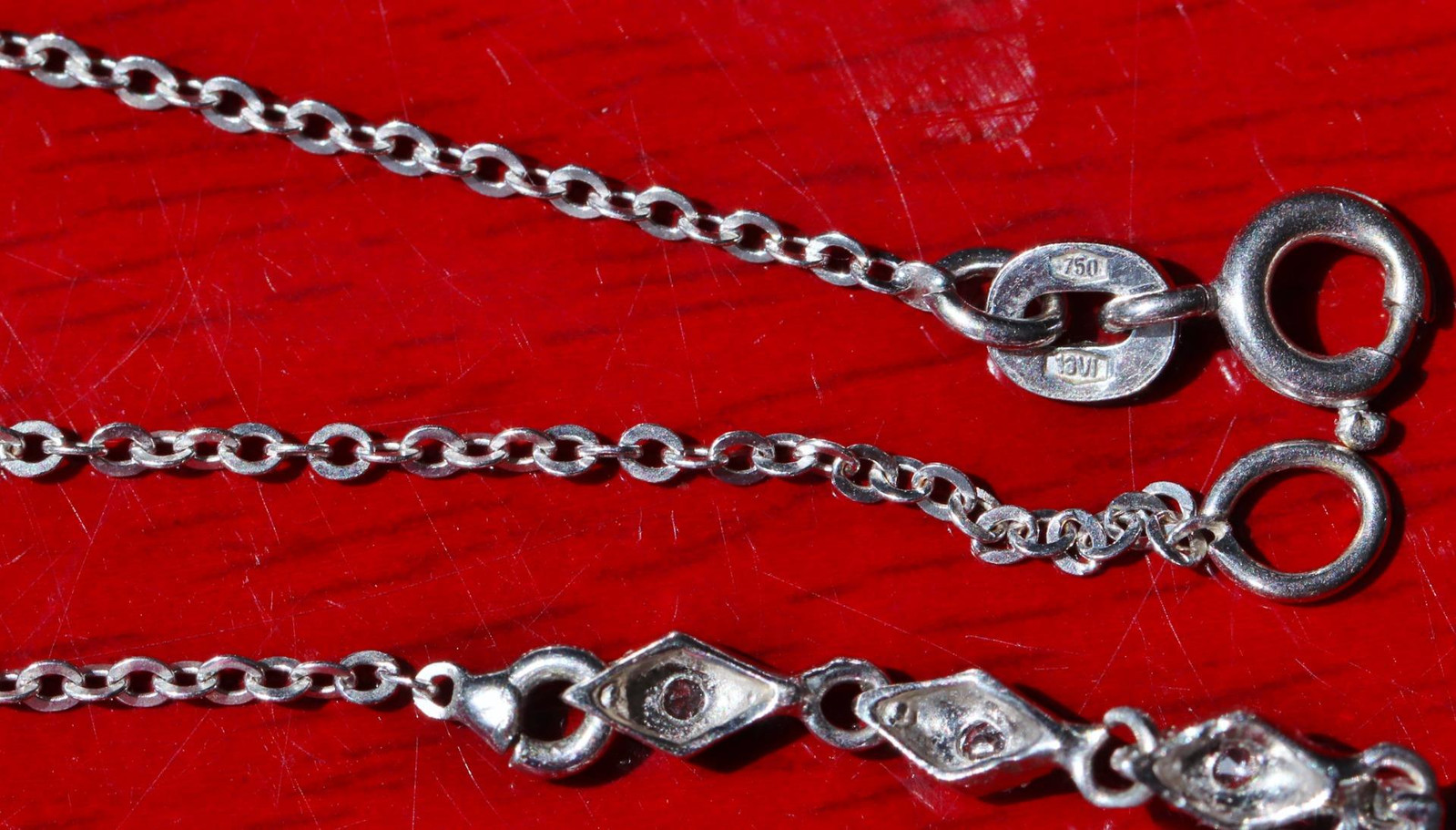 18k white gold necklace Italian 0.23ct white Sapphire 18.0″ dangle 4.95gr N788A