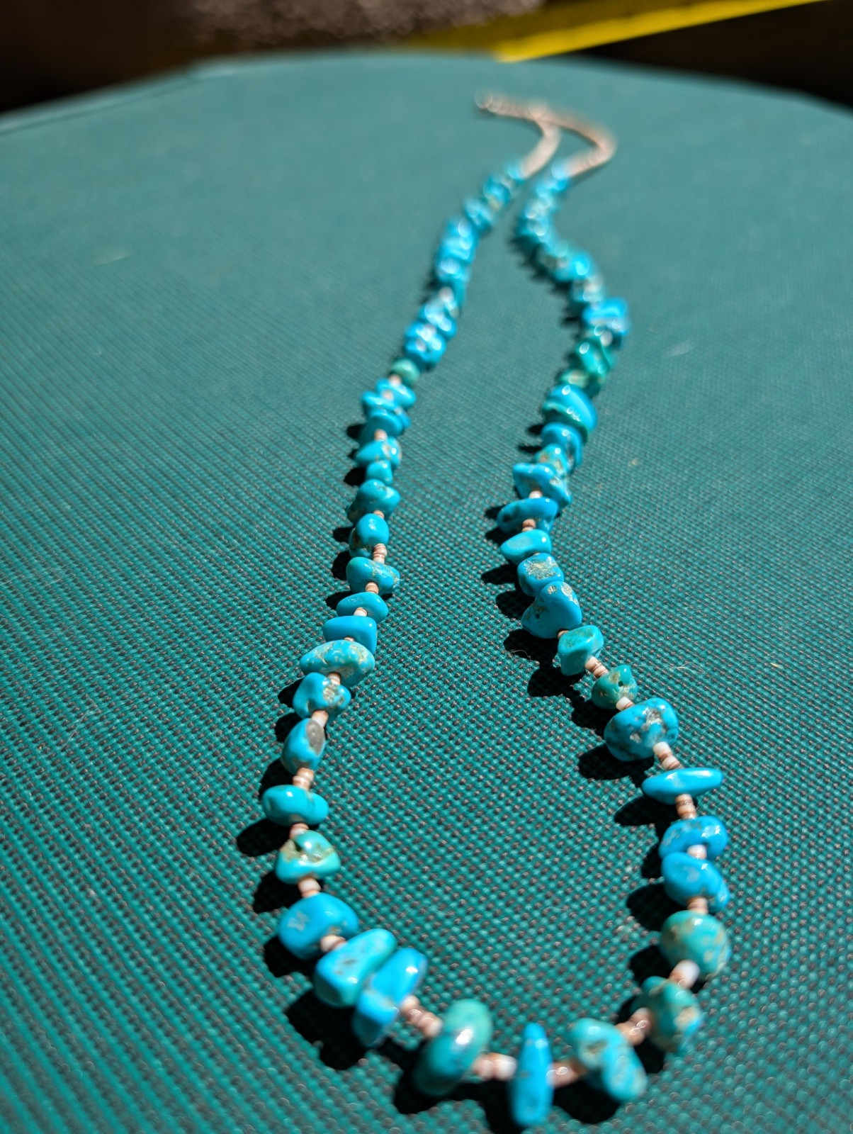Vintage Kingman Turquoise Olive Shell Heishi Necklace 29″ Southwestern 35g