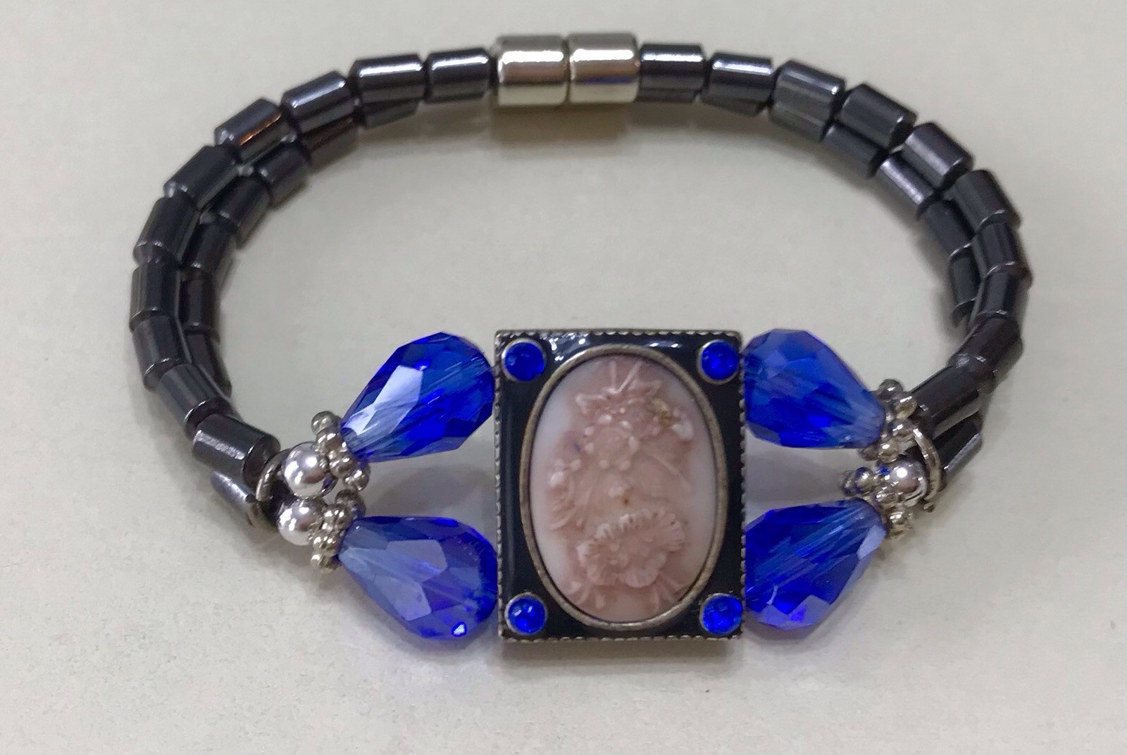 Blue Beige Focal Magnetic Hematite Double Stranded Bracelet w/ Magnet Clasp