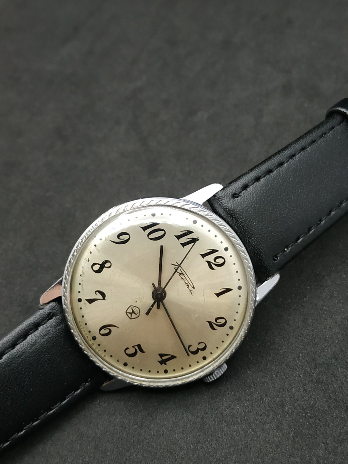Dress Men’s Vintage Watch Raketa Mechanical 2609.HA USSR Retro Made in Soviet