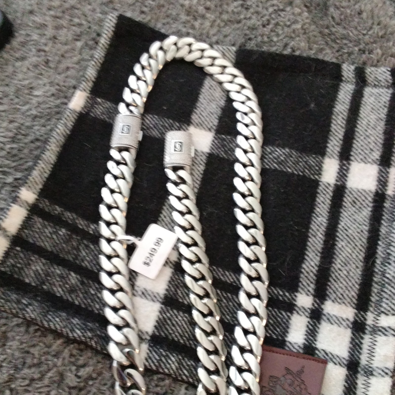 Silver Cuban Link Chain Necklace 24 in Box Clasp No Stone MPN FGSB-14S-24in