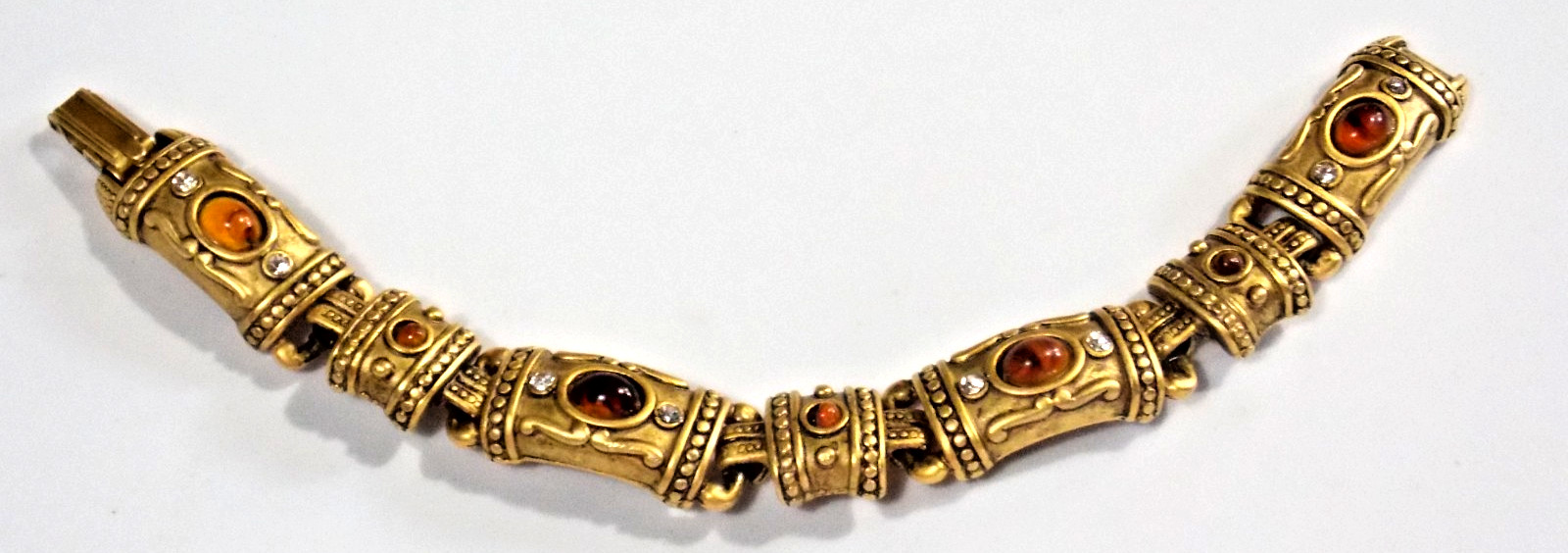 ETRUSCAN REVIVAL SPECTACULAR USA VTG. MATTE GOLD CABACHON ORNATE LINK BRACELET