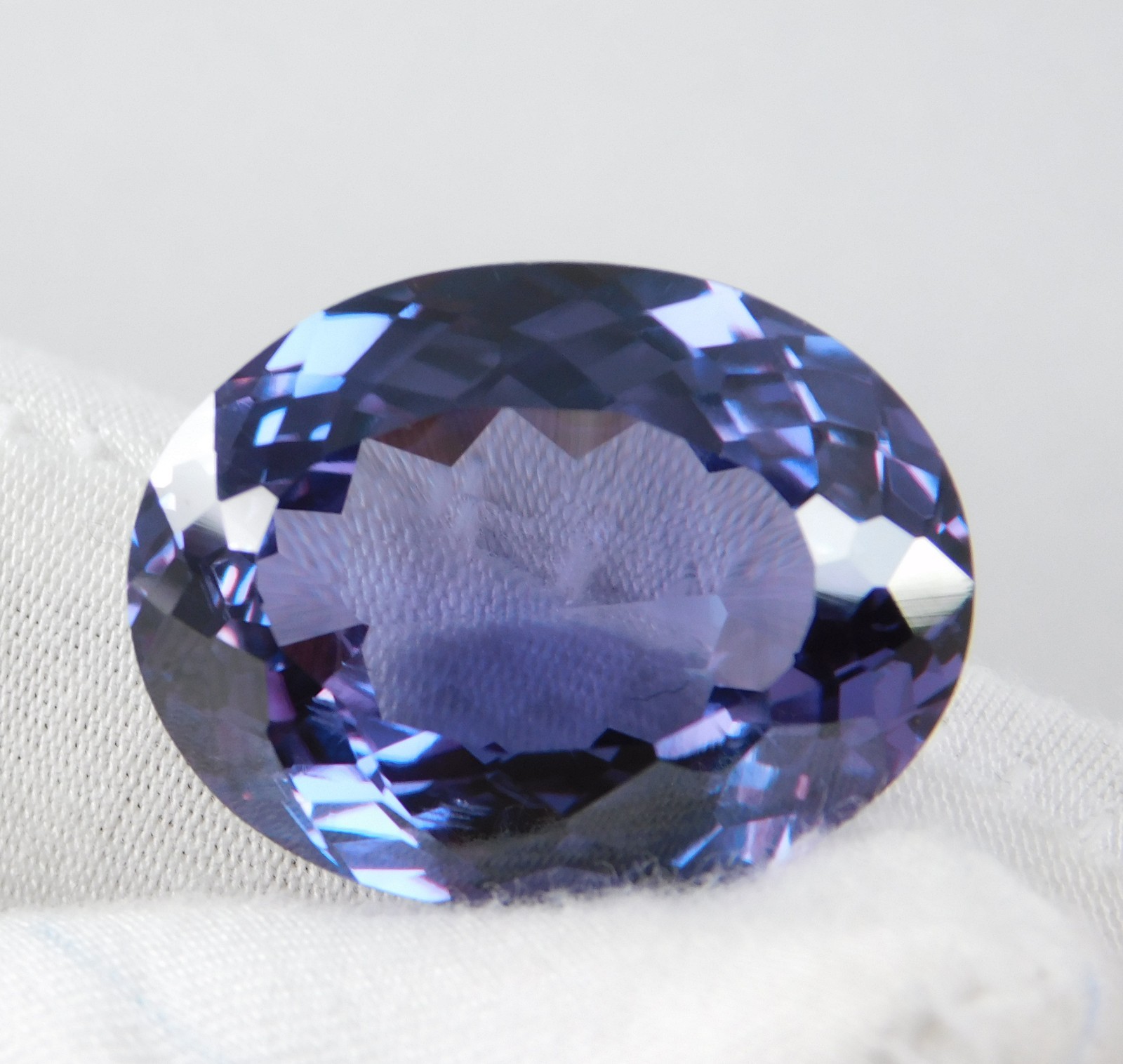 42.10 Ct Natural Color Change Alexandrite oval Cut Certified Loose Gemstone