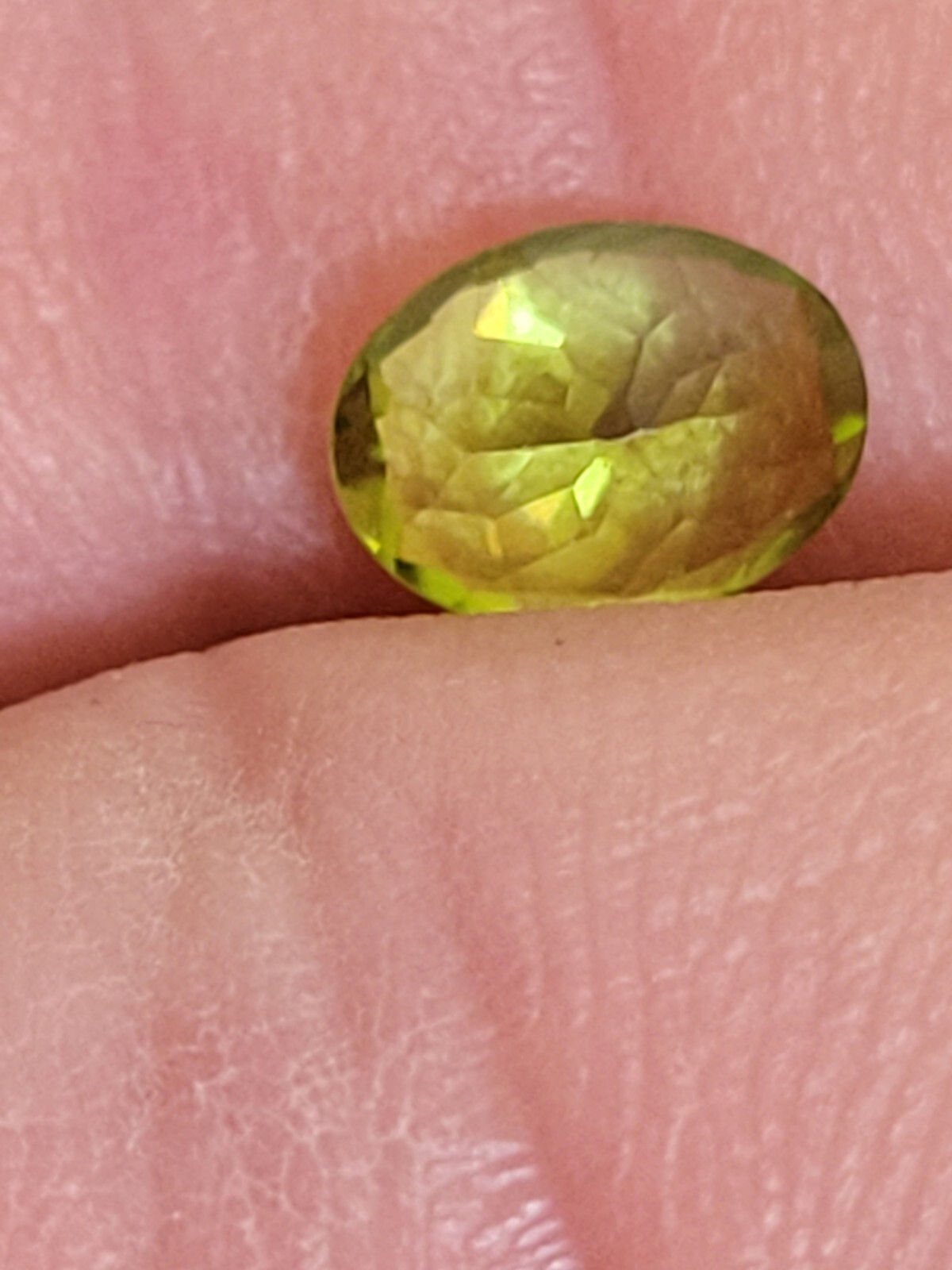 GLI Certified 1.45Ct Natural Peridot Olive Green Pakistan Unheated Oval Gemstone