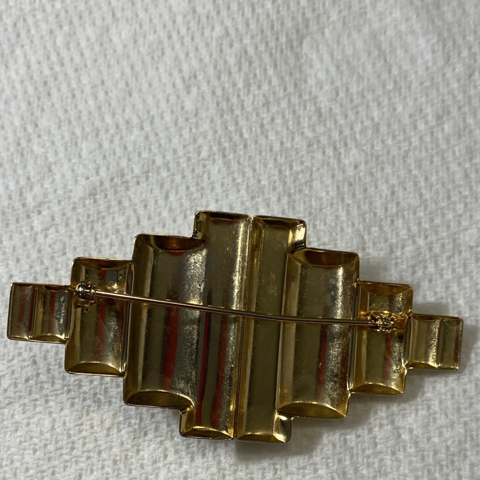 Art Deco Geometric Shield Brooch Pin Gold Silver Black Tone Metal No Stone