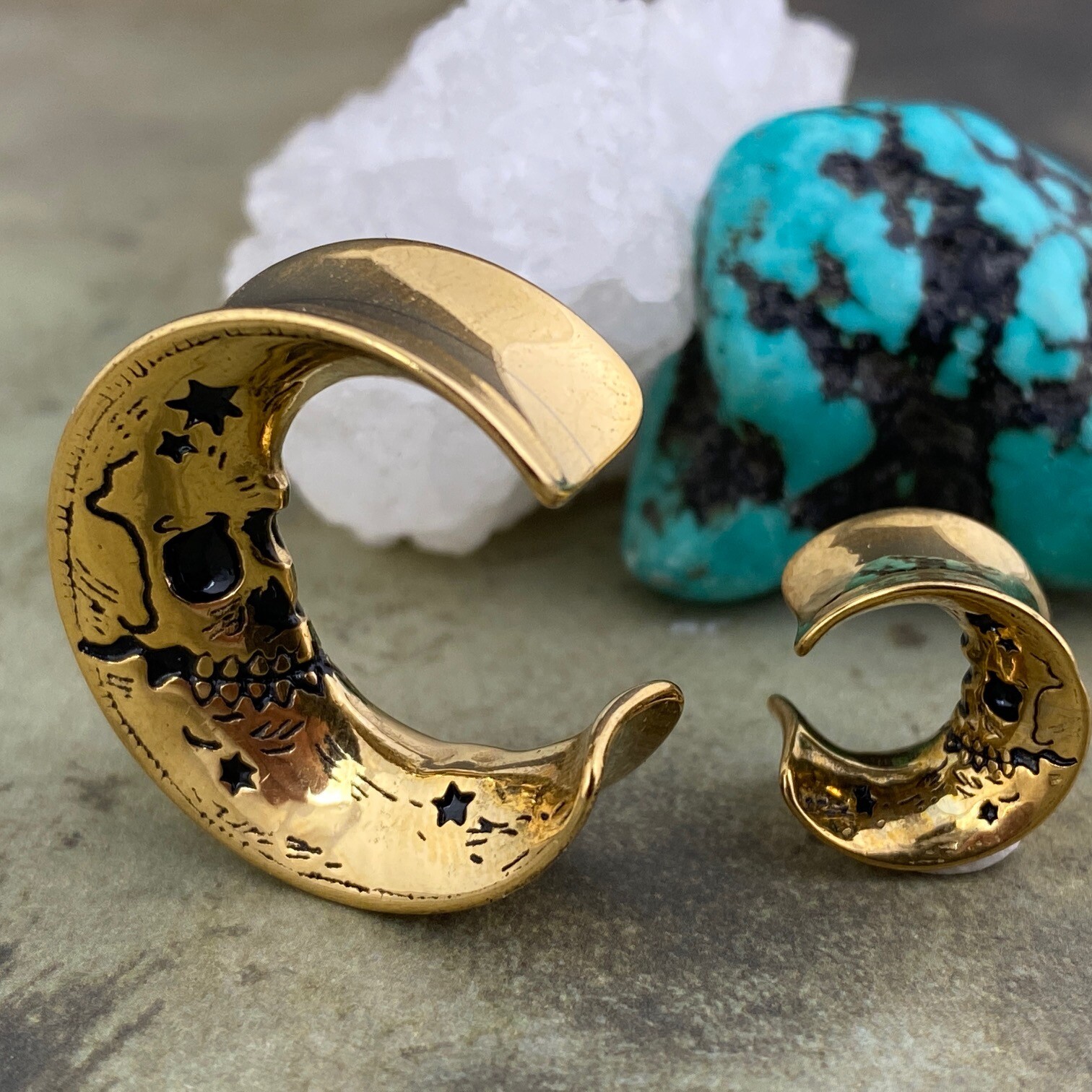 Pair of 316L Gold Steel Saddles with Skull Faced Moon (PS-291, Gold) gauges
