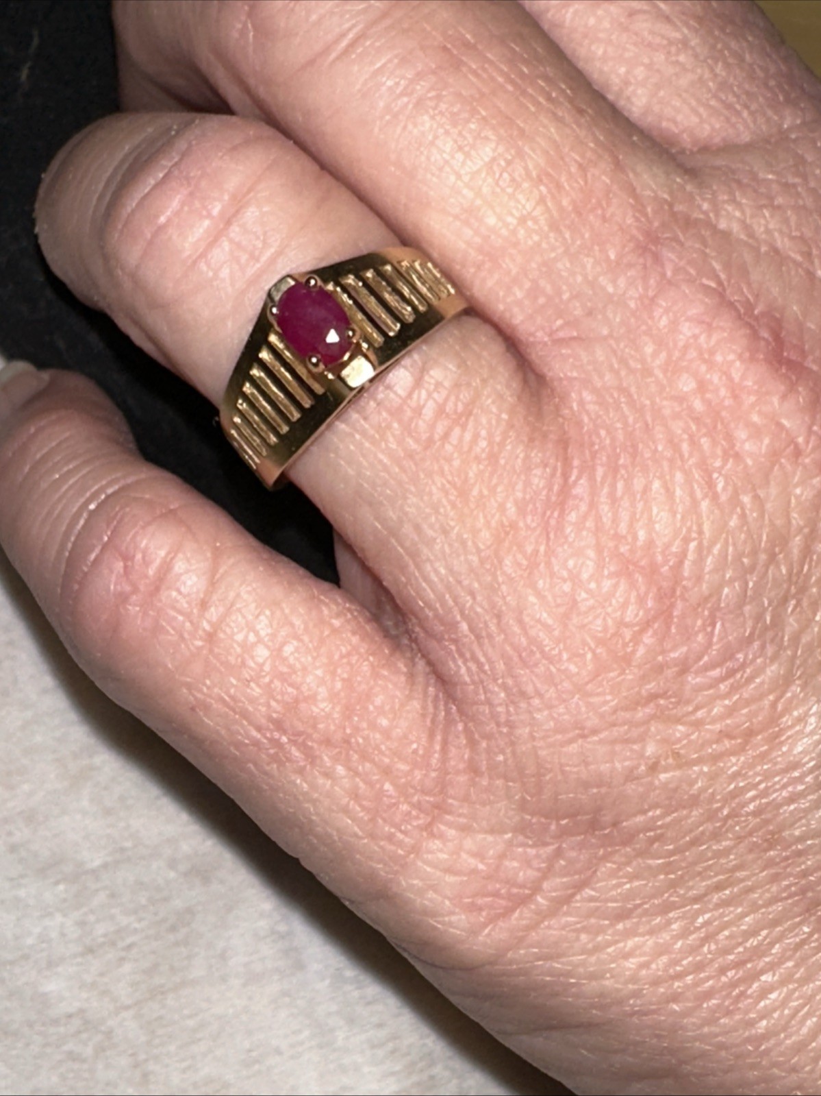 10KT Gold Ruby Ring Size 7 With Makers Mark VTG