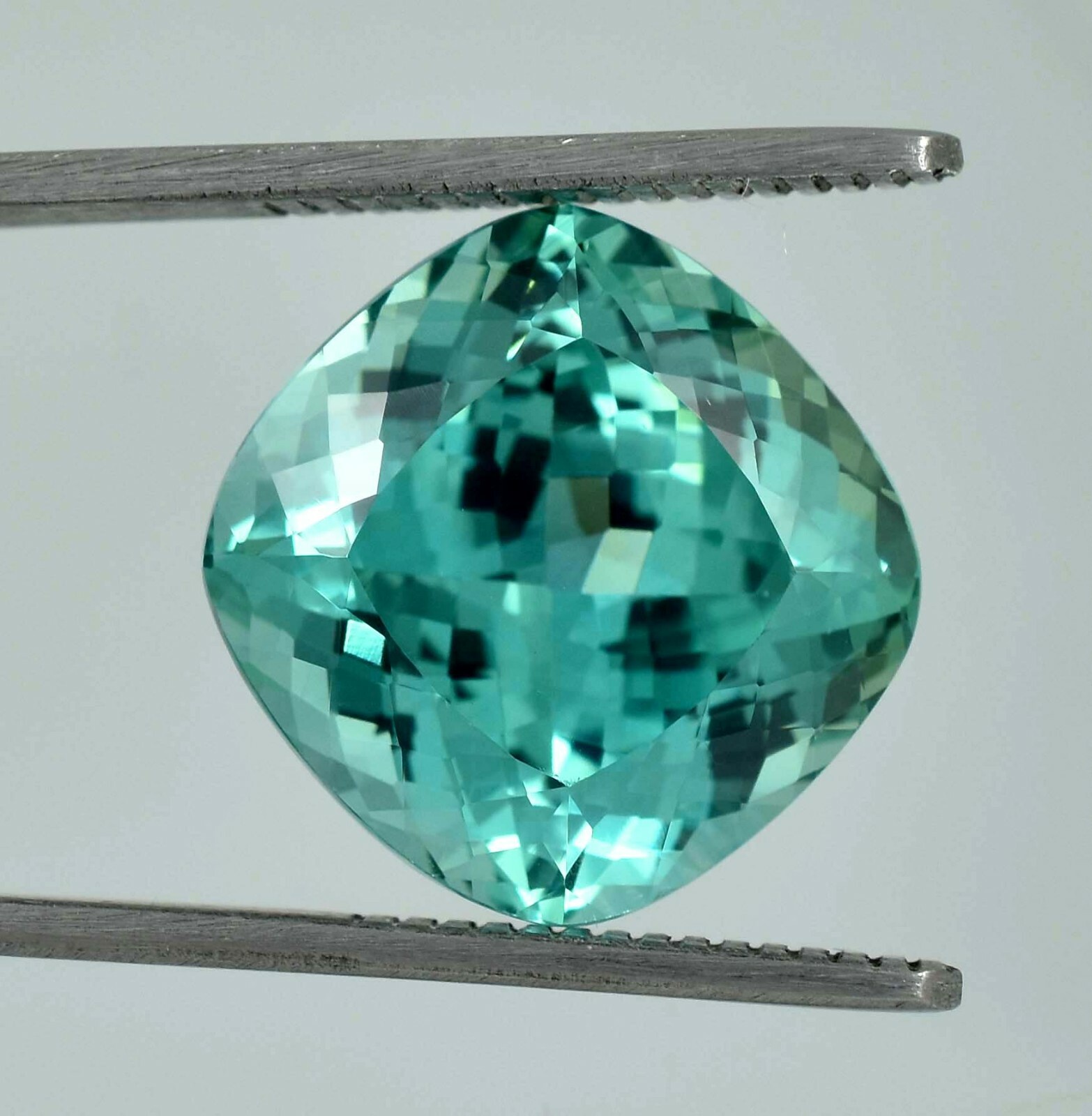 20.00 Ct Natural Flawless Blue Green Montana Sapphire Loose Cushion Cut Gemstone