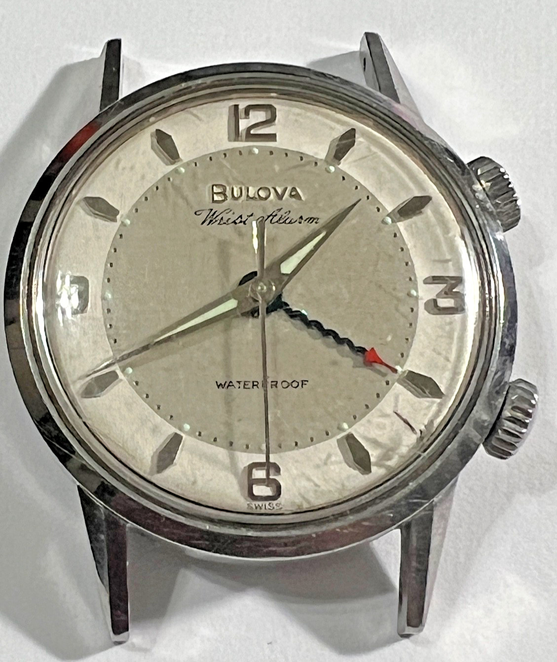 Bulova Wrist Alarm 35mm – 1963 (M3) Manual Wind Vintage Watch