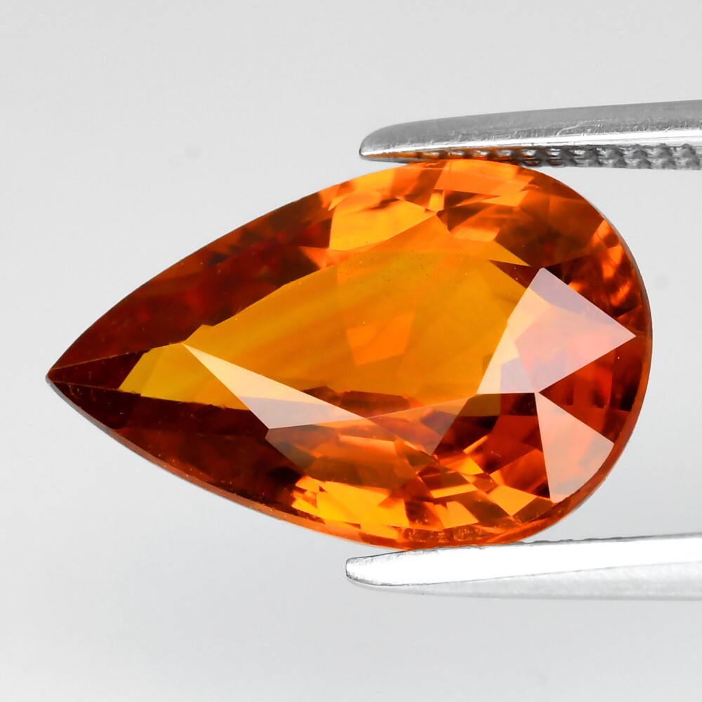 💎 4.03ct 12.5×8.2mm VS Pear Orange Sapphire – Luxurious, Thailand Gemstone