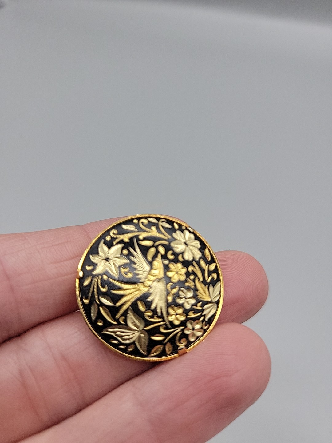 Vintage Brooch Pin Damascene Bird And Flowers 1″ Wide
