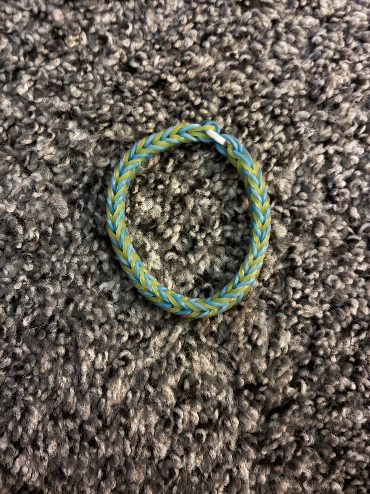 Hi I’m bracelet goats and I’m selling those for the price i can do right now