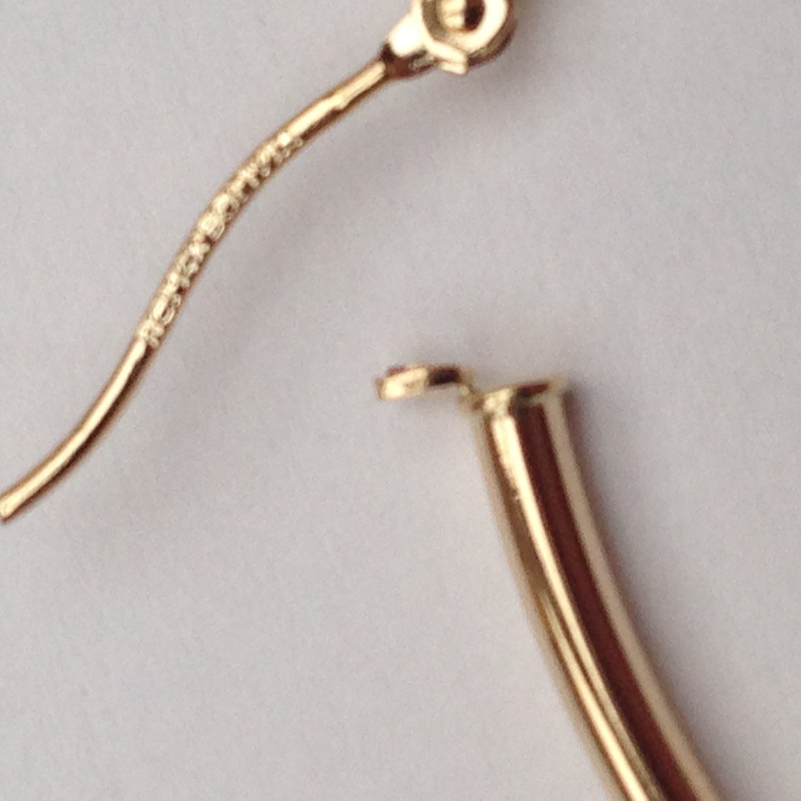 Fashion 10k Yellow Gold 2.0mm x 30mm Round Shiny Runway Tube Hoop Earrings