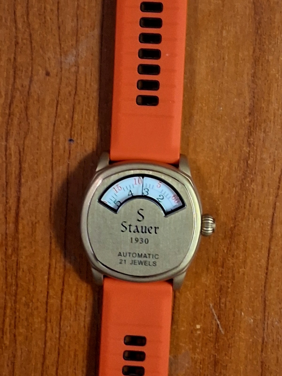 Stauer 1930 Dashtronic Automatic Watch Gold Tone 21 Jewel Jump Hour Style Runs