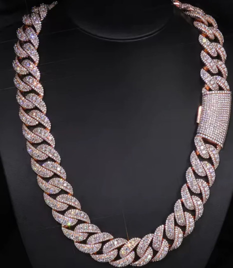 Iced Out 22MM Rose Gold Pointers Cuban Chain (Diamond Tester Certified)