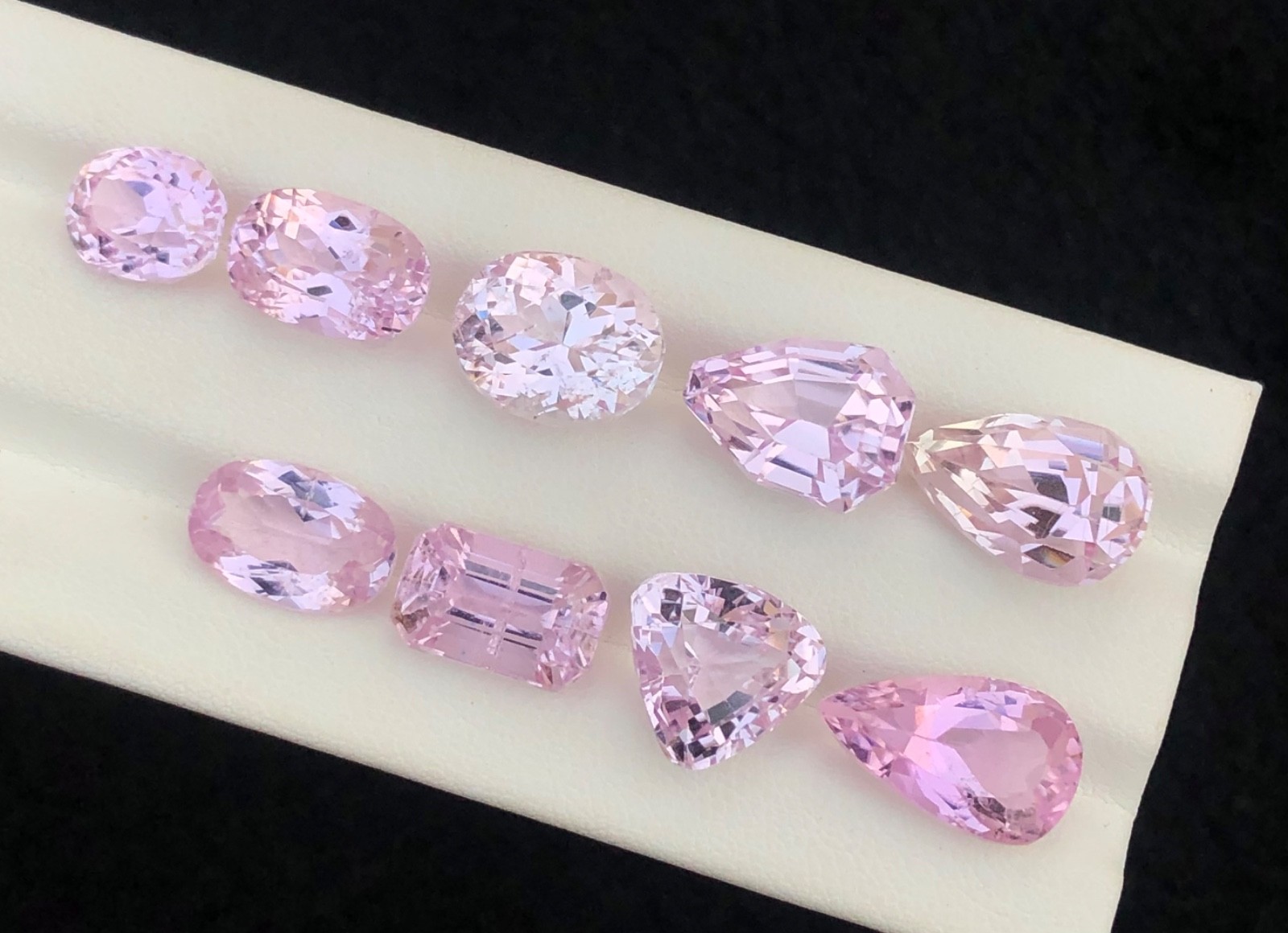 46 Carat Natural cut Top Quality Pink Kunzite, loose gemstone from Afghanistan