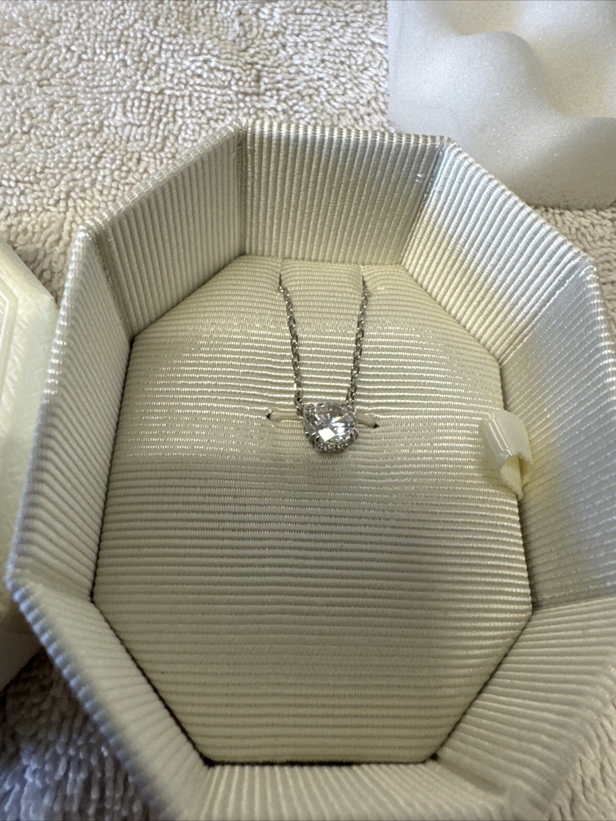 Swarovski Zirconia Stilla Pendant Round Cut, White, Rhodium Plated 5636706