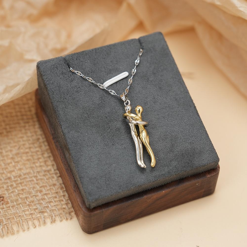 Stainless Steel Couple Hugging Necklace Pendant Gold Silver Love Chain Gift 2Pcs