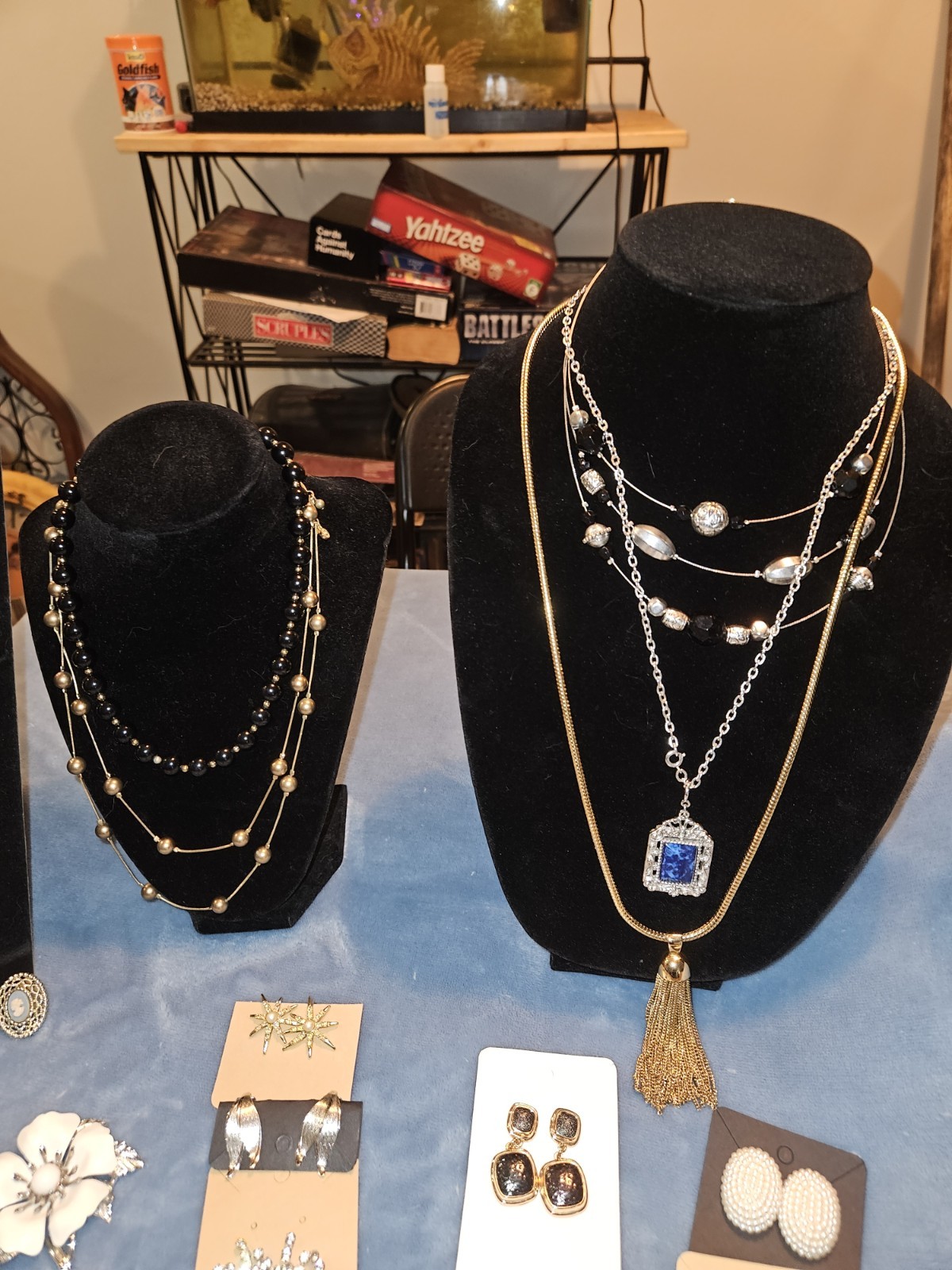Vintage Jewelry lot Signed-Unsigned 1/2 Lbs 8-15 Very Nice Pieces.
