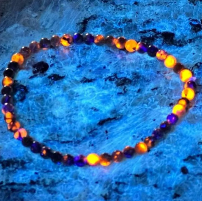 5pcs Yooperlite 4mm Beads UV Reactive Flame Stone Glowing Healing Reiki Bracelet