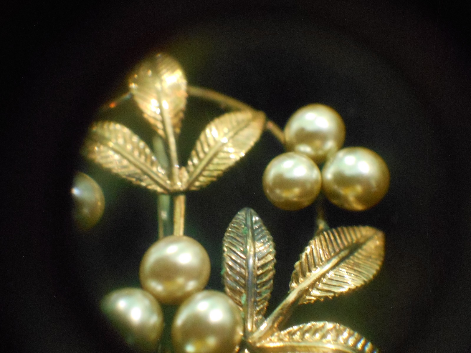 Vintage MCM 12K Gold Filled Van Dell FLORAL Brooch with PEARLS-3 Triple Sprays