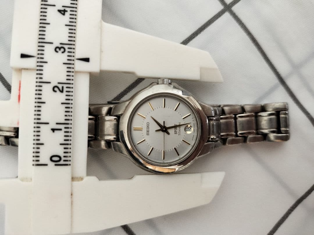 Excellent condition SEIKO SPIRIT TITANIUM 7N82-0380 wristwatch